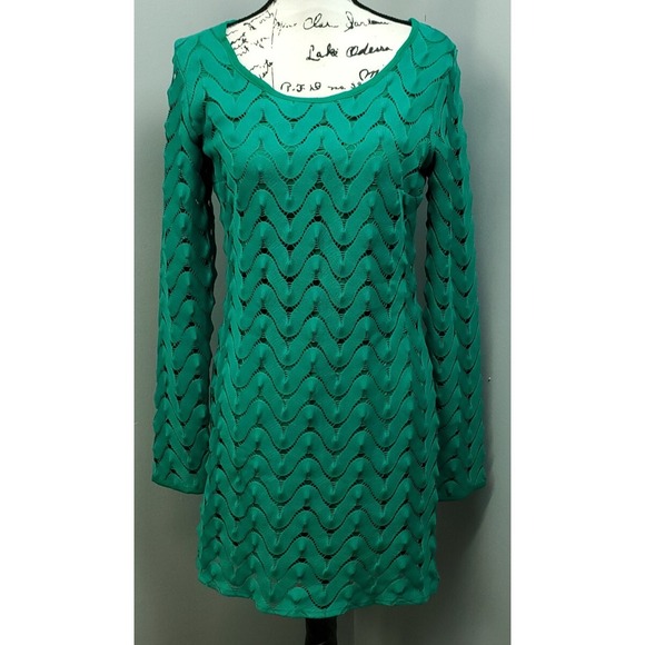 Free People Dresses & Skirts - Free‎ People Shift Dress Womens M Green Lace Overlay Lined Cutout Back Pullover